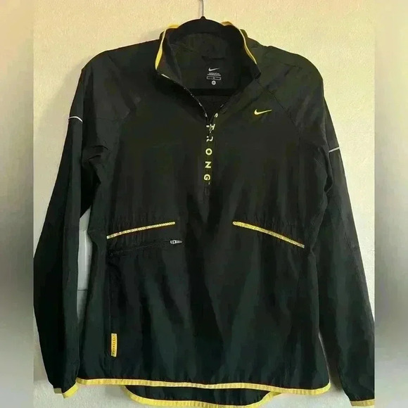 Nike Livestrong Womens Medium Windbreaker Jacket Lightweight Black - Picture 1 of 3